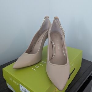 Gianni Bini Beige Leather Women's Heels